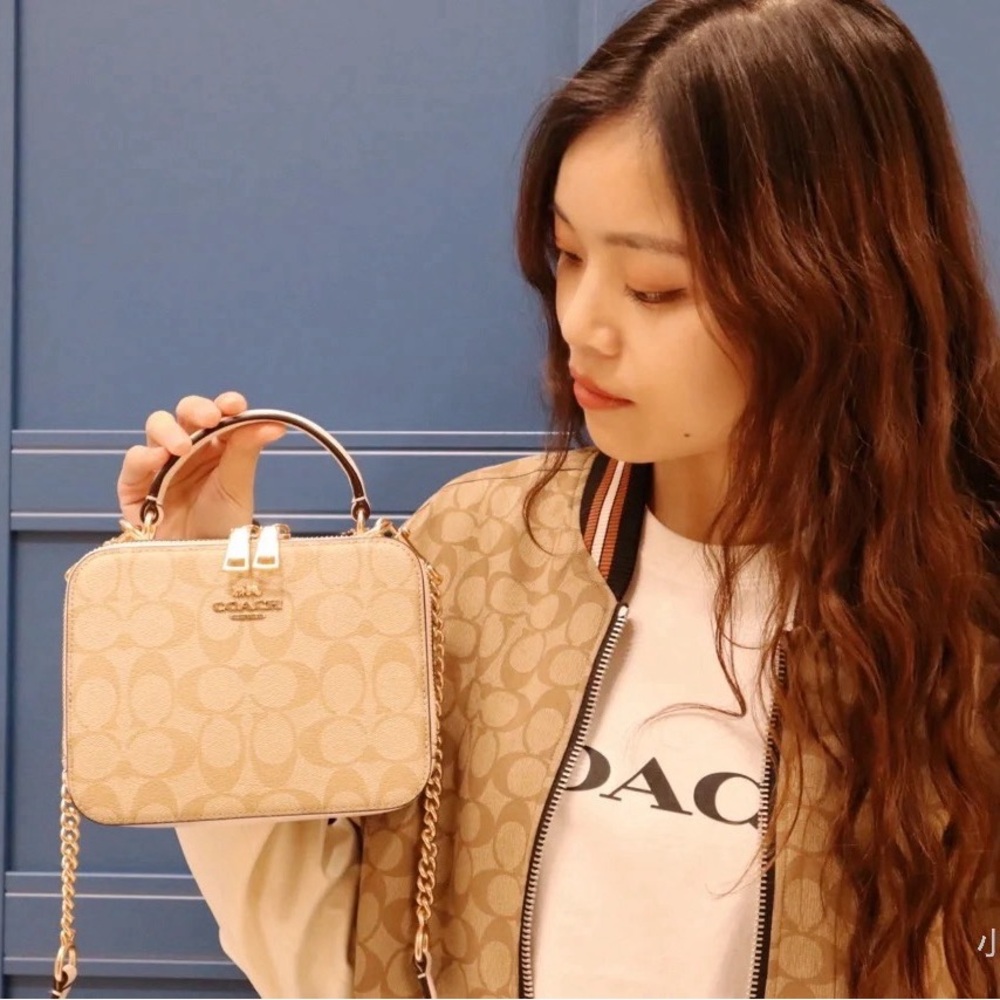 BOX CROSSBODY IN SIGNATURE CANVAS (COACH C3148) - Picture 7 of 9